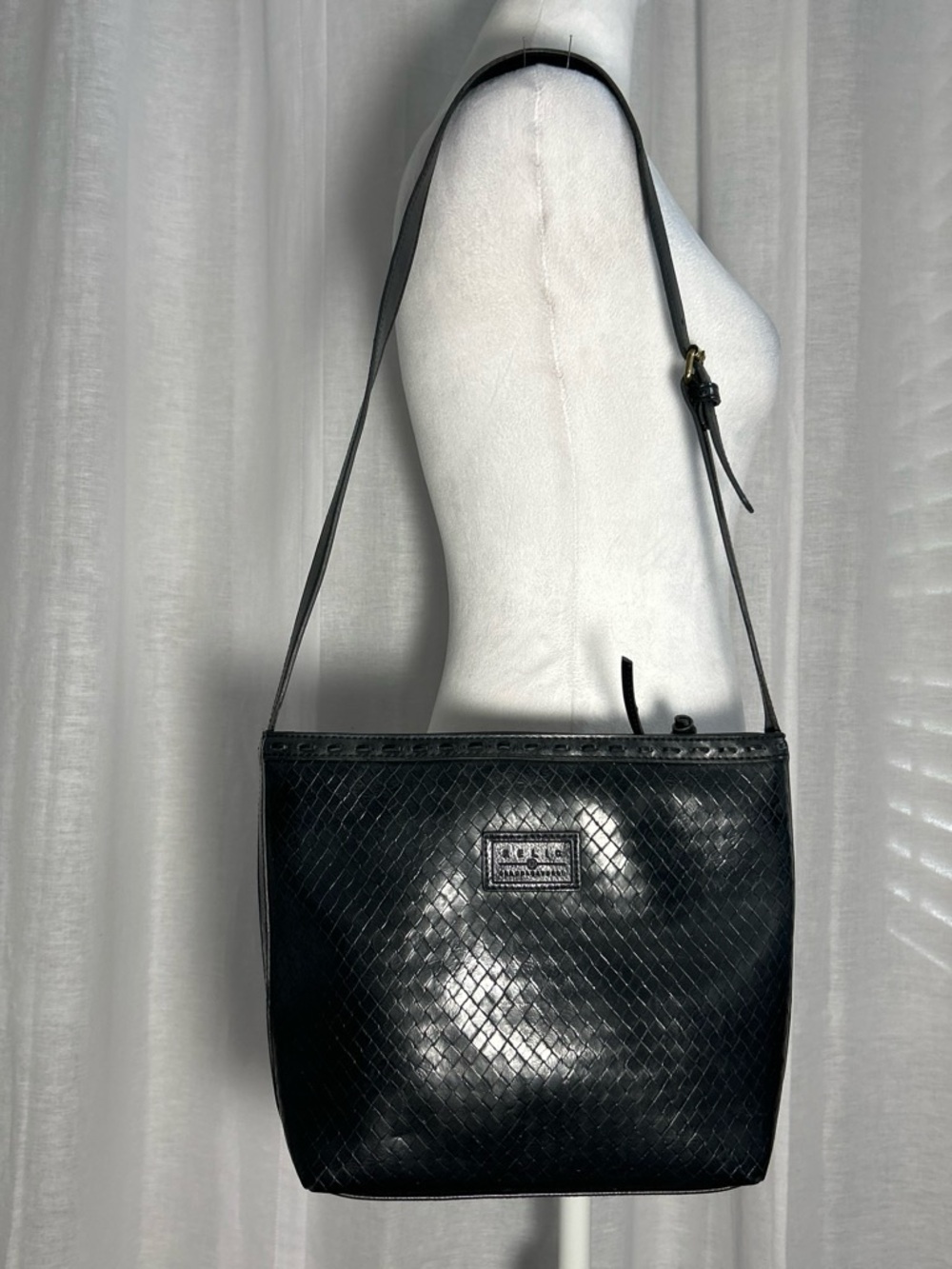 Vintage | Relic by Fossil | Black Woven-Texture | Faux Leather | Crossbody